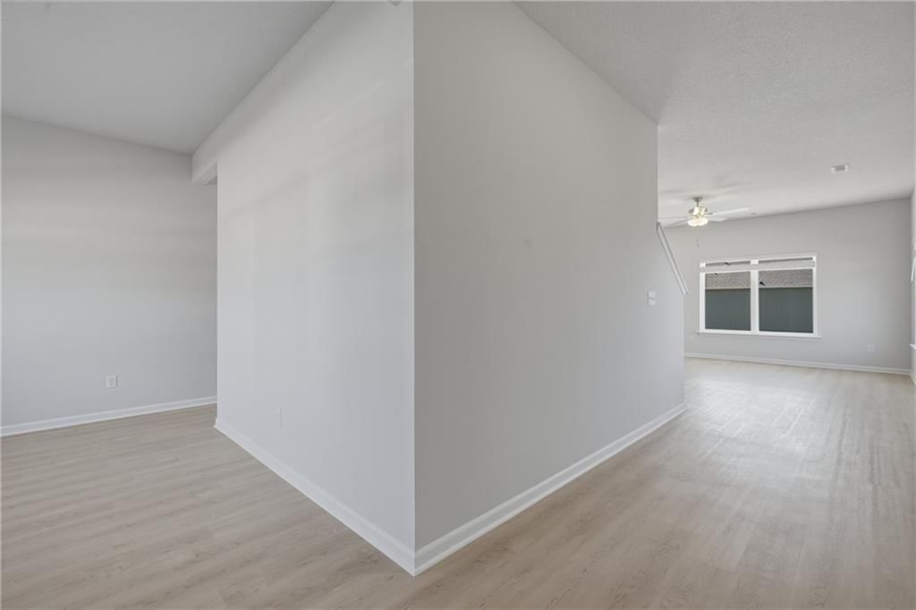 671 W Lanesfield Street — photo 11