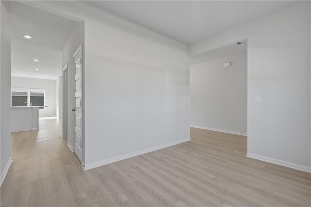 671 W Lanesfield Street — photo 13