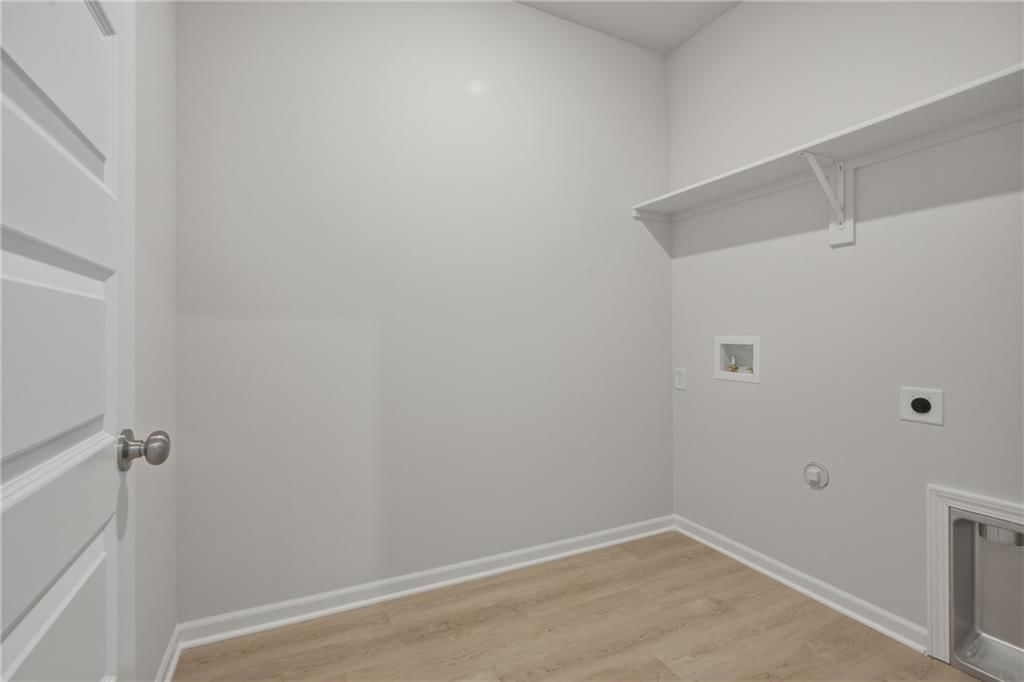 671 W Lanesfield Street — photo 16