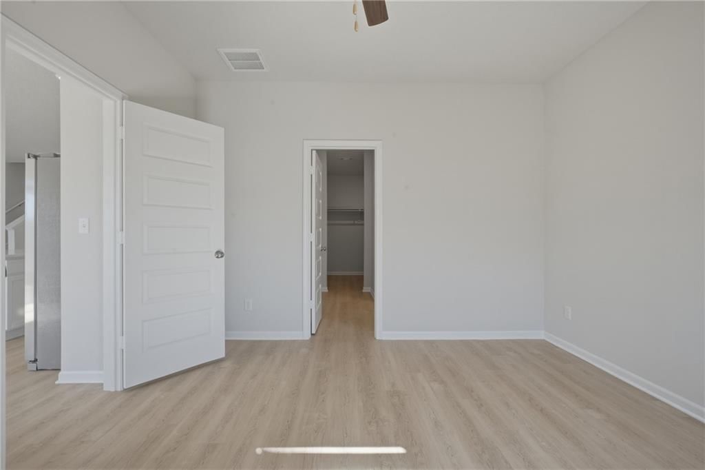 671 W Lanesfield Street — photo 24