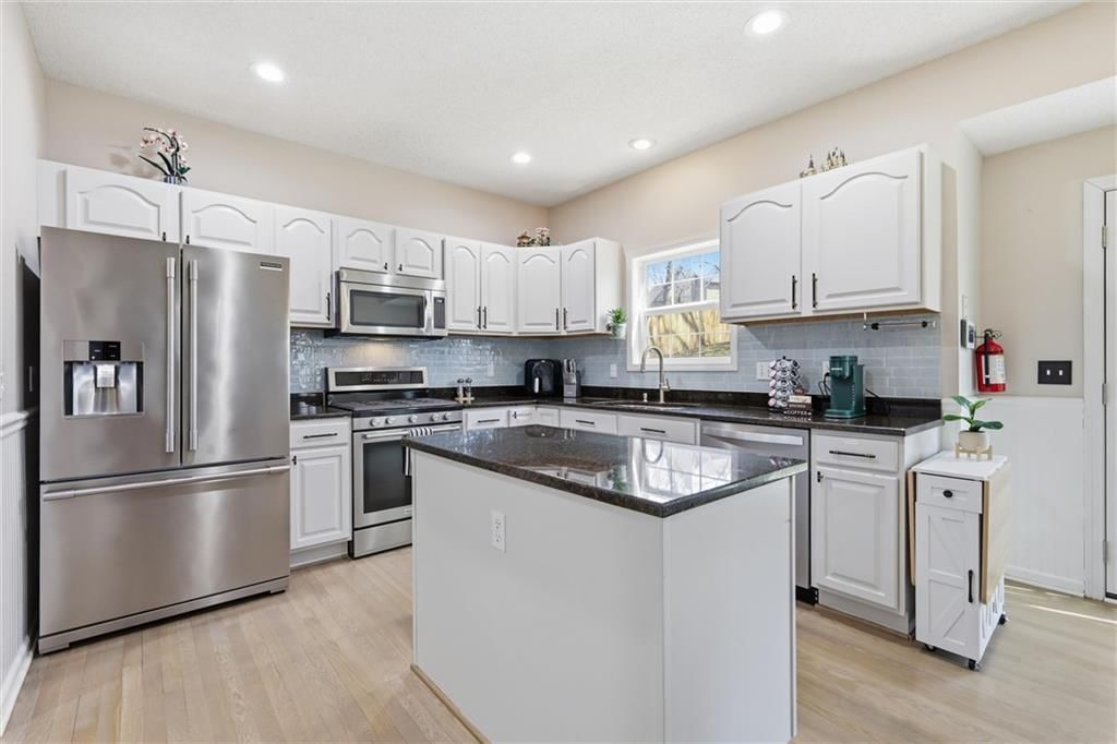 5017 N Washington Street — photo 9