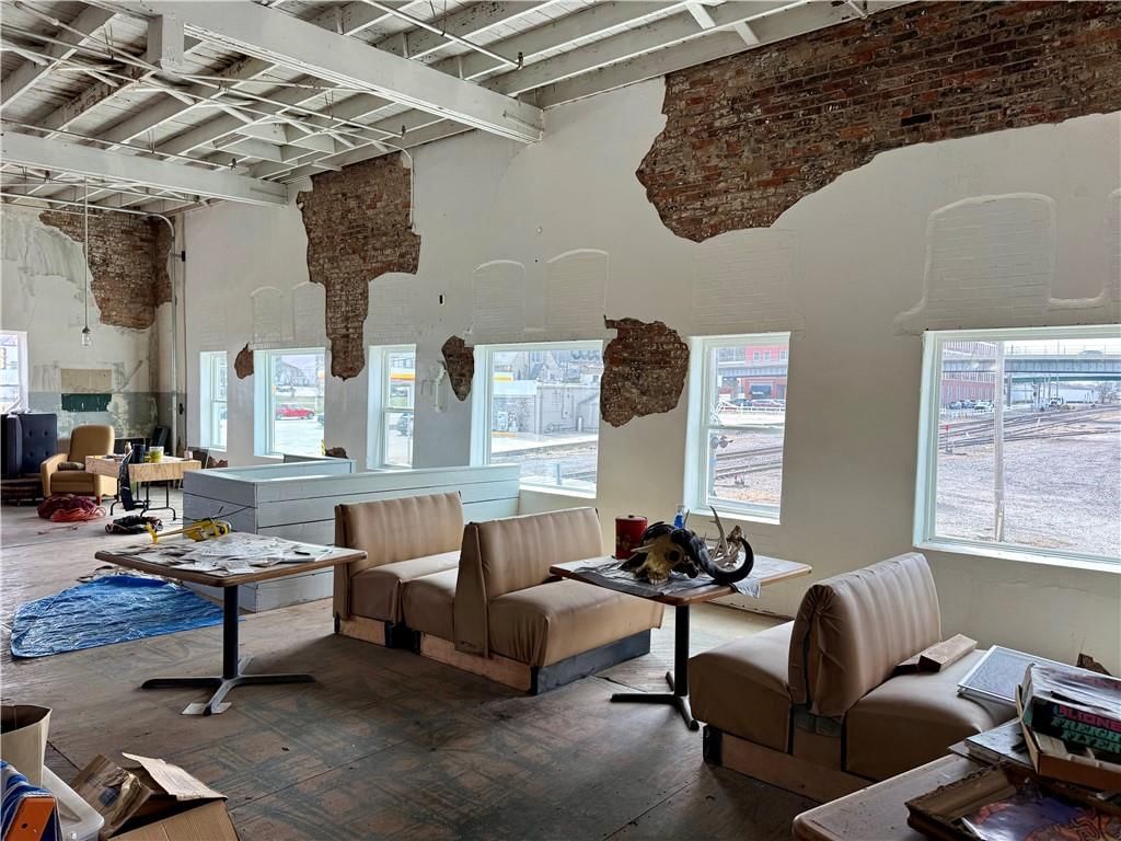 208 S 4th Street W — photo 34