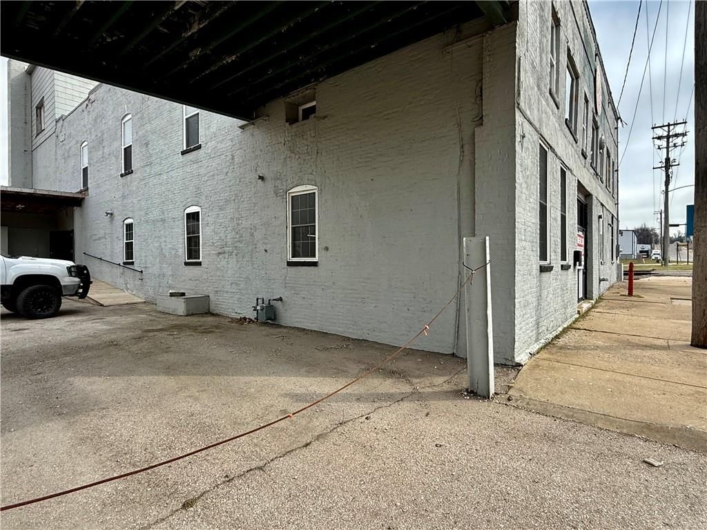 208 S 4th Street W — photo 87