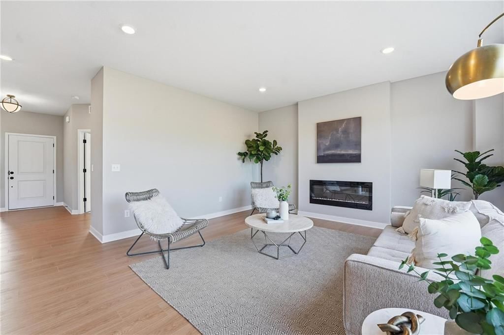 18275 W 166th Terrace — photo 9