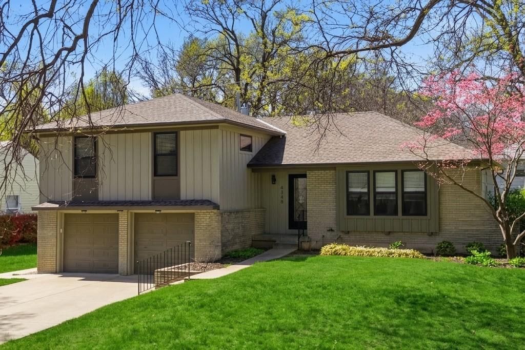 6348 Reeds Drive — photo 2