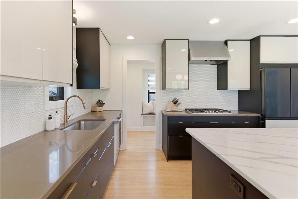 6348 Reeds Drive — photo 14