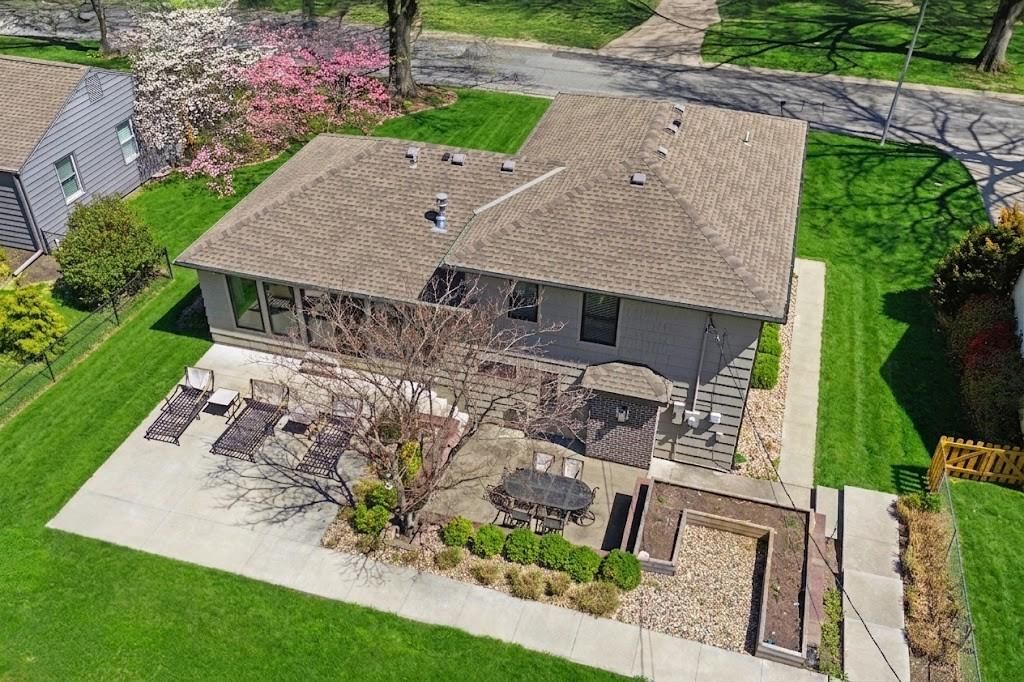 6348 Reeds Drive — photo 36