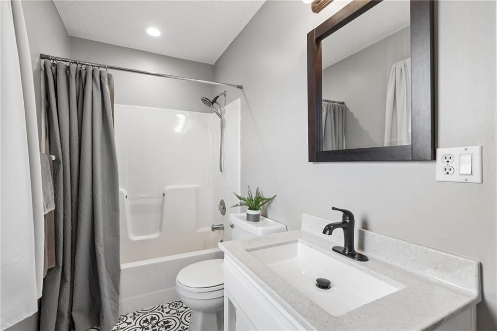 1011 Peggy Drive — photo 25