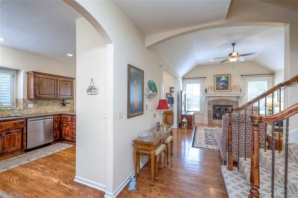 16171 S Britton Street — photo 9