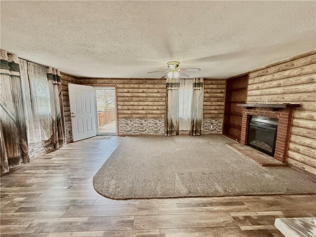 422 E THOMPSON Street — photo 5