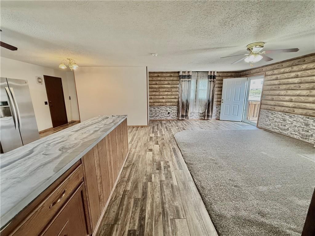 422 E THOMPSON Street — photo 10