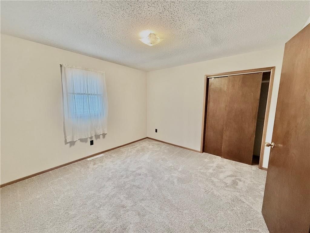 422 E THOMPSON Street — photo 11