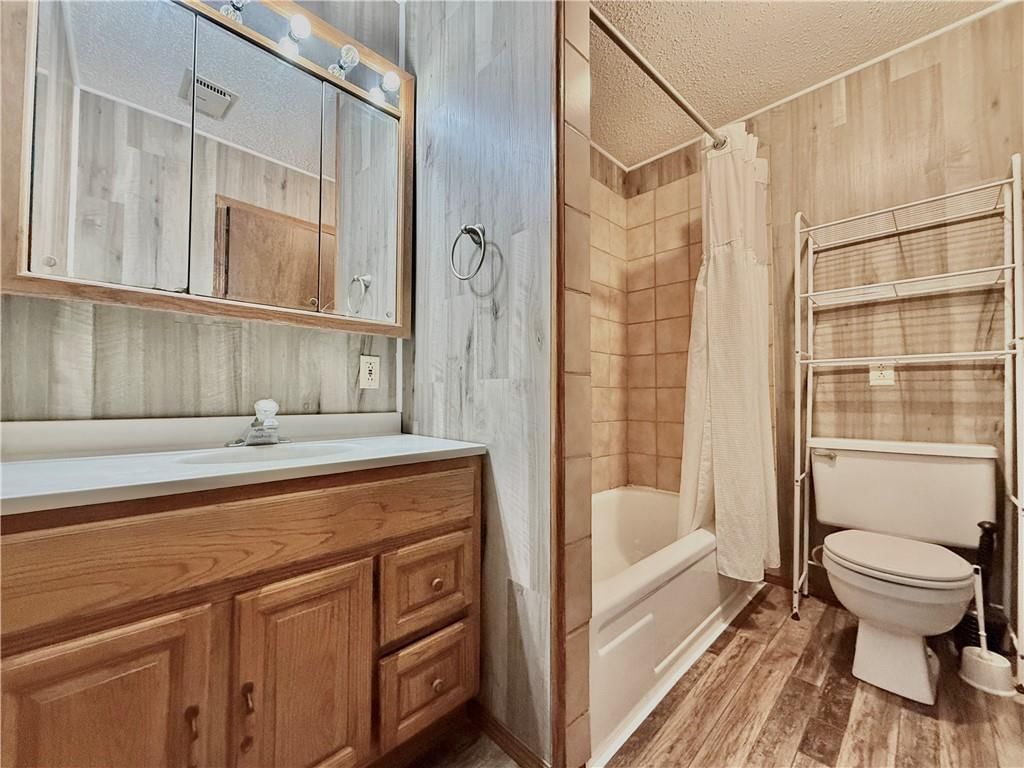 422 E THOMPSON Street — photo 12