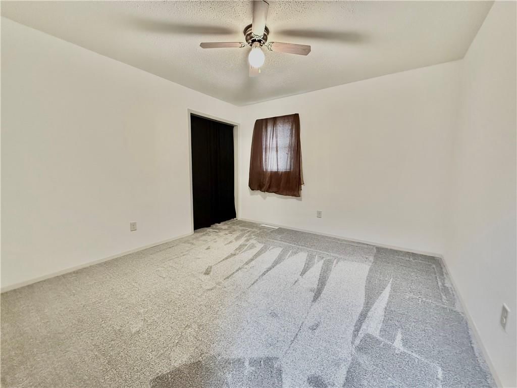 422 E THOMPSON Street — photo 14