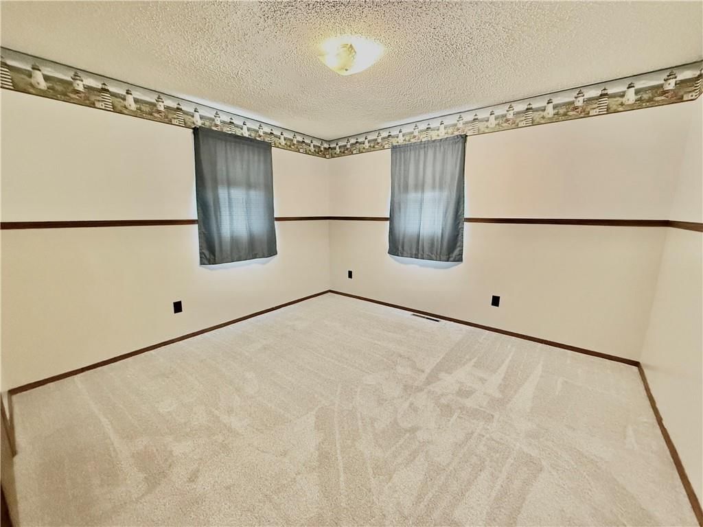422 E THOMPSON Street — photo 15