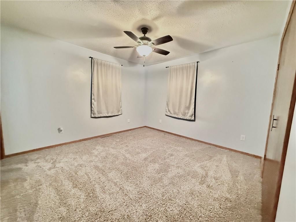 422 E THOMPSON Street — photo 16