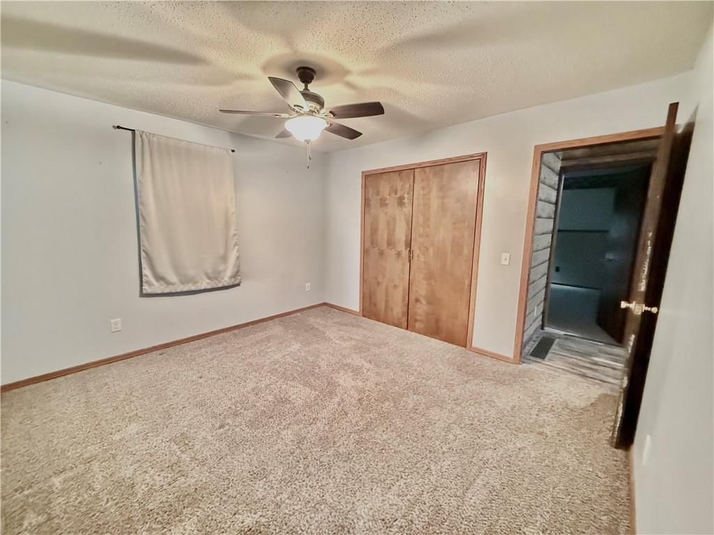 422 E THOMPSON Street — photo 17