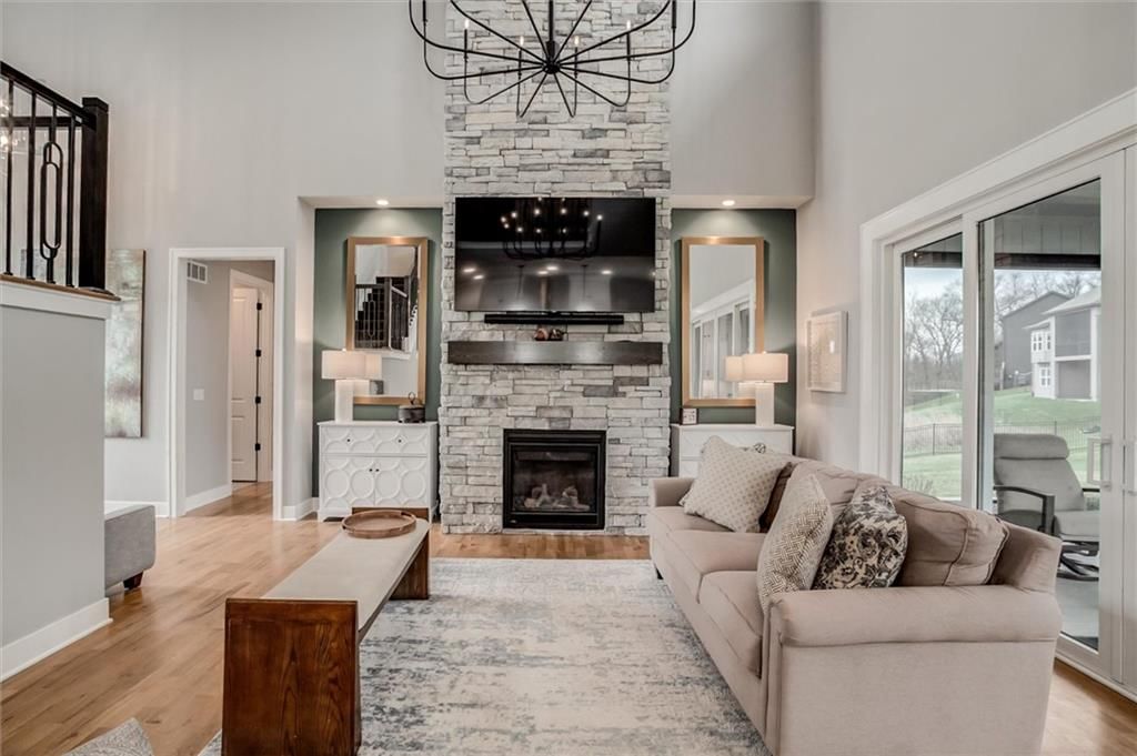 9750 McIntosh Court — photo 4