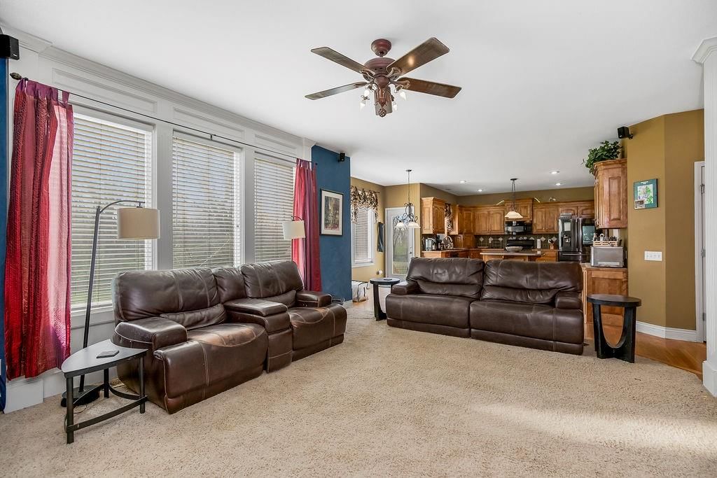 21605 W 60th Terrace — photo 8