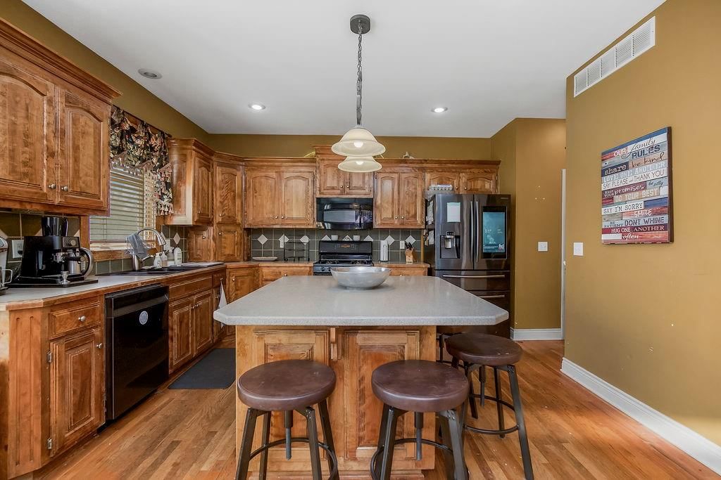 21605 W 60th Terrace — photo 11