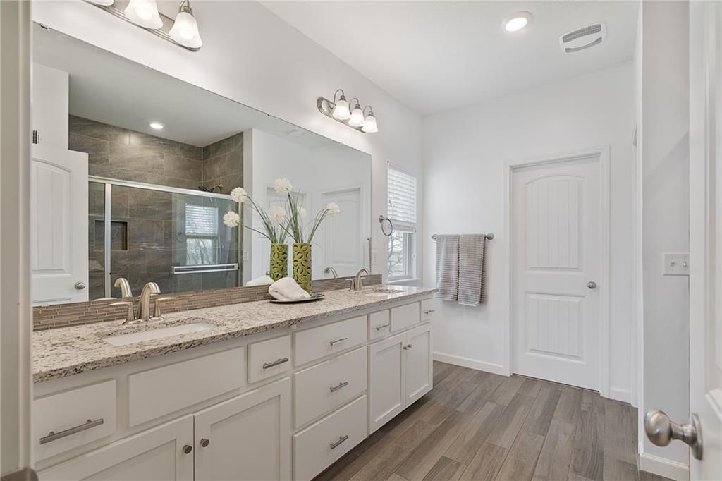 18531 W 194th Terrace — photo 38