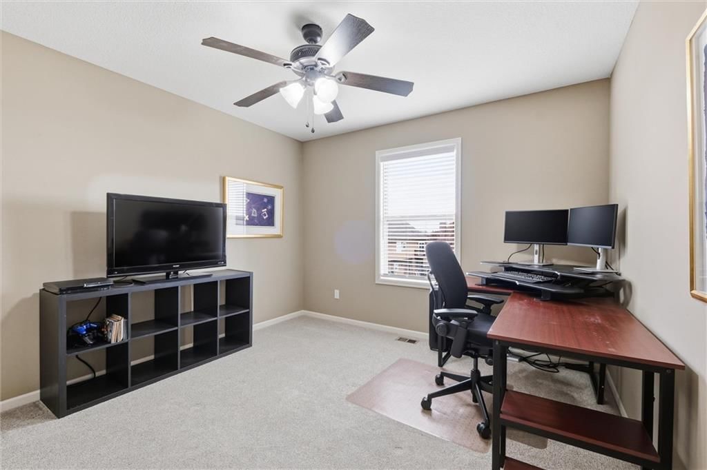2308 W Piatt Lane — photo 22