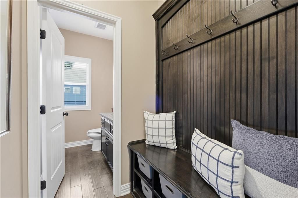 2308 W Piatt Lane — photo 25