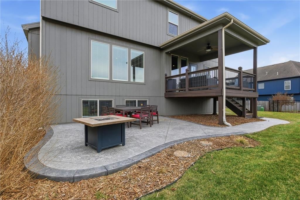 2308 W Piatt Lane — photo 35