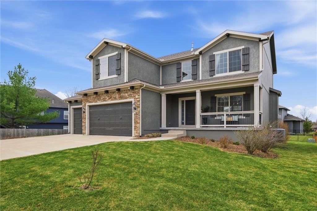 2308 W Piatt Lane — photo 41