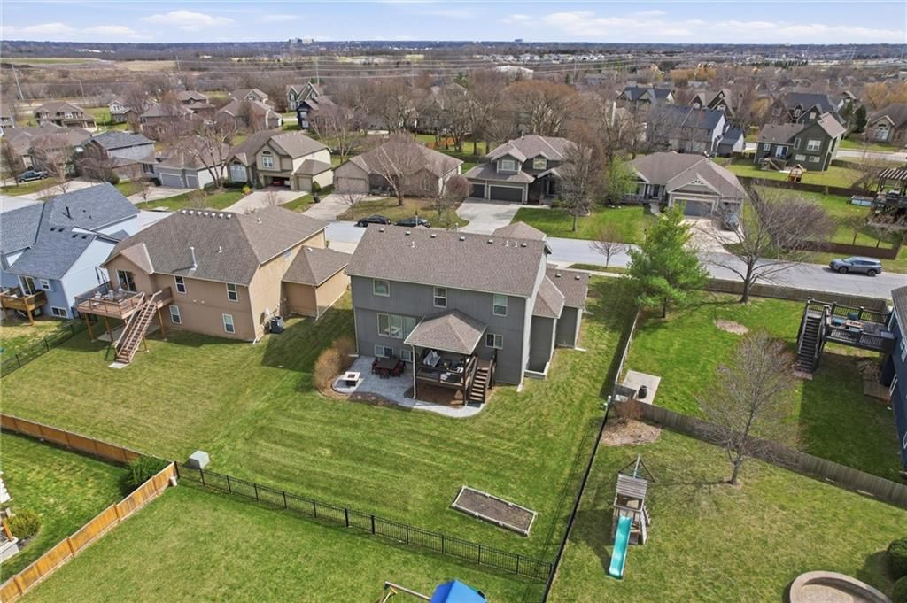 2308 W Piatt Lane — photo 43