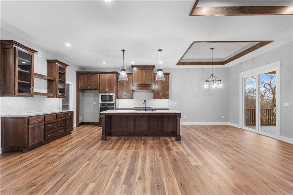 4524 SW Berkshire Drive — photo 8