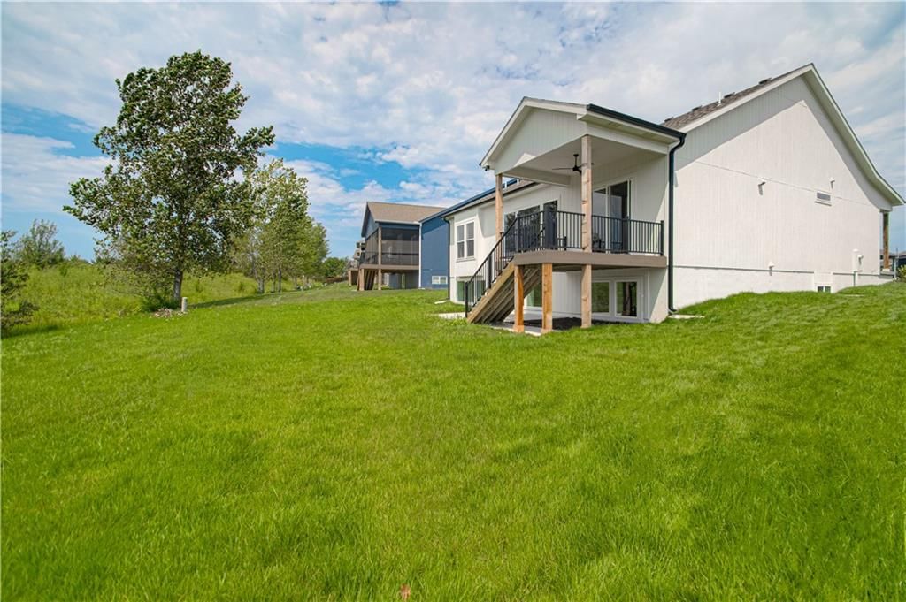 4524 SW Berkshire Drive — photo 45