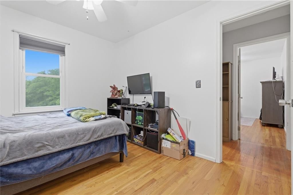 1922 N Redwood Drive — photo 15