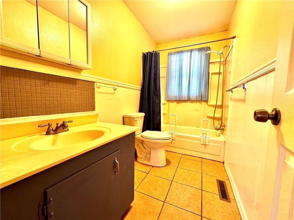 101 Collette Street — photo 10