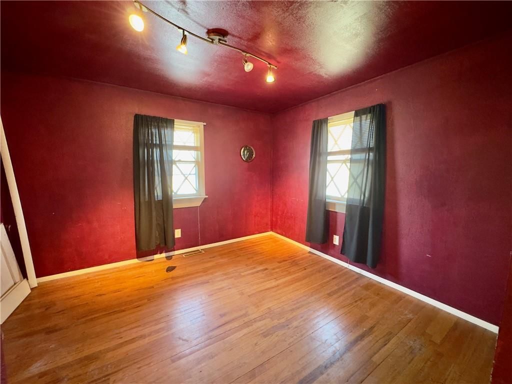 101 Collette Street — photo 11