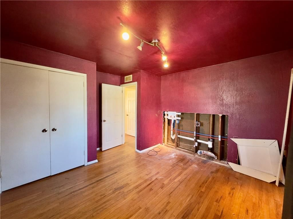 101 Collette Street — photo 12