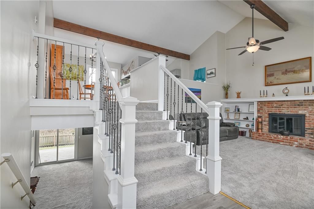 13823 W 80th Street — photo 2
