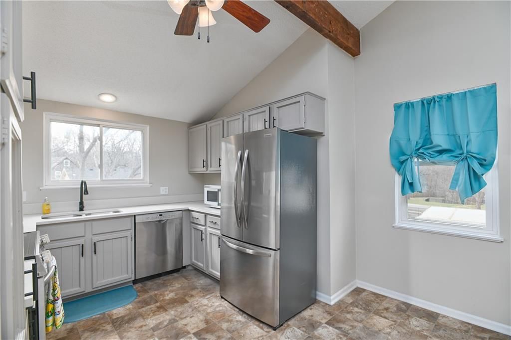 13823 W 80th Street — photo 11