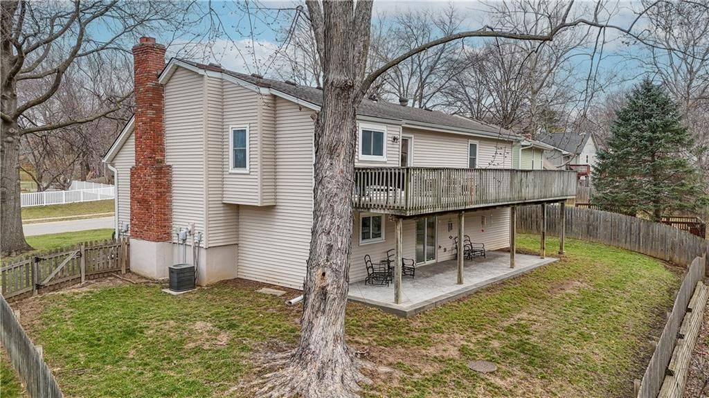 13823 W 80th Street — photo 38