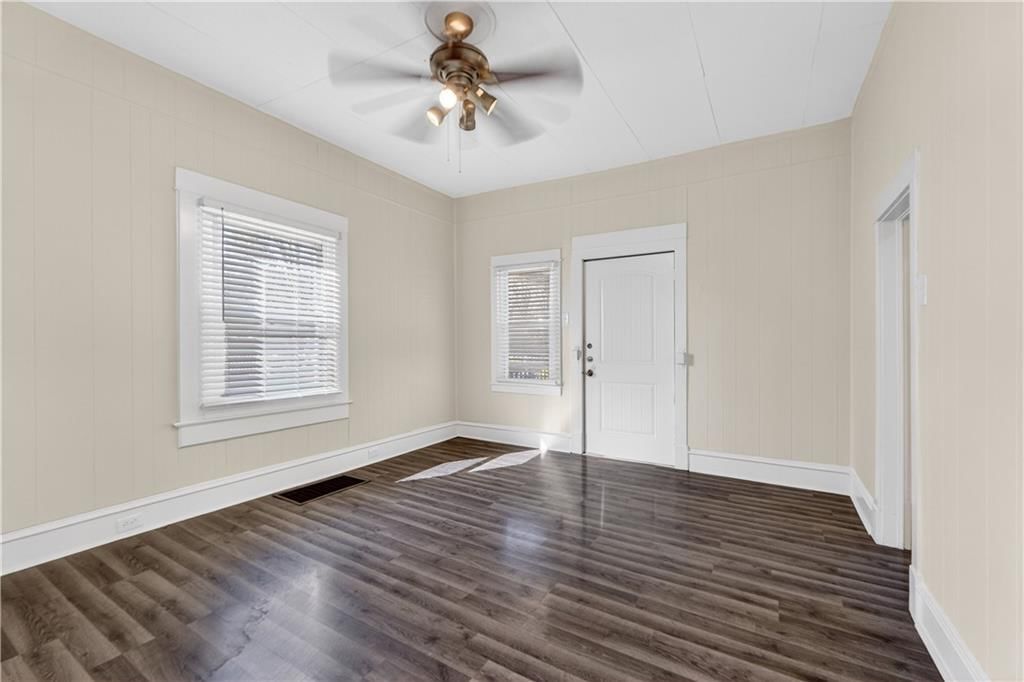 411 N Lawndale Avenue — photo 7