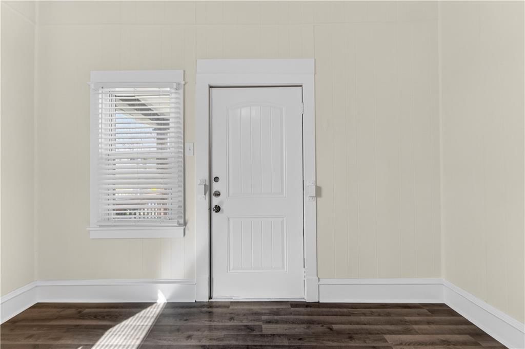 411 N Lawndale Avenue — photo 9