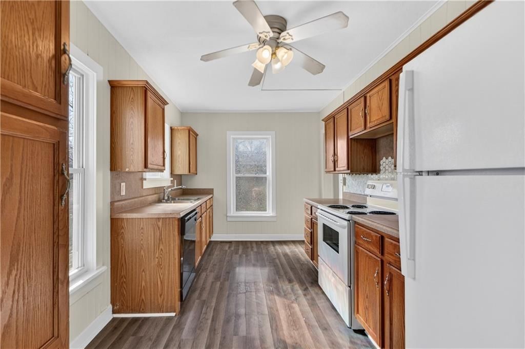 411 N Lawndale Avenue — photo 22