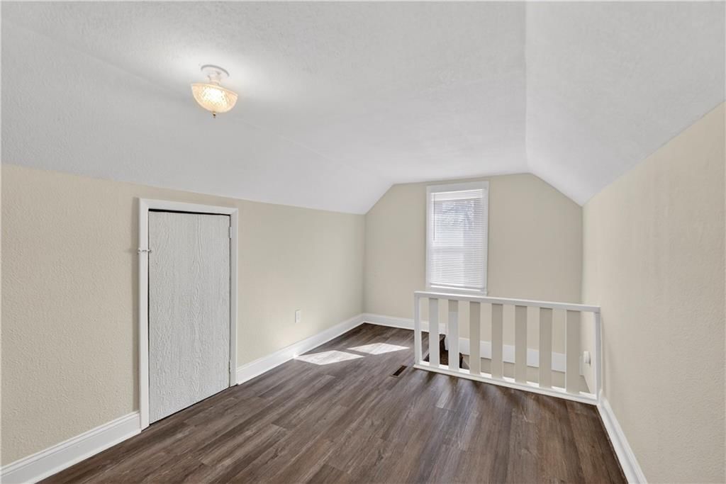 411 N Lawndale Avenue — photo 27