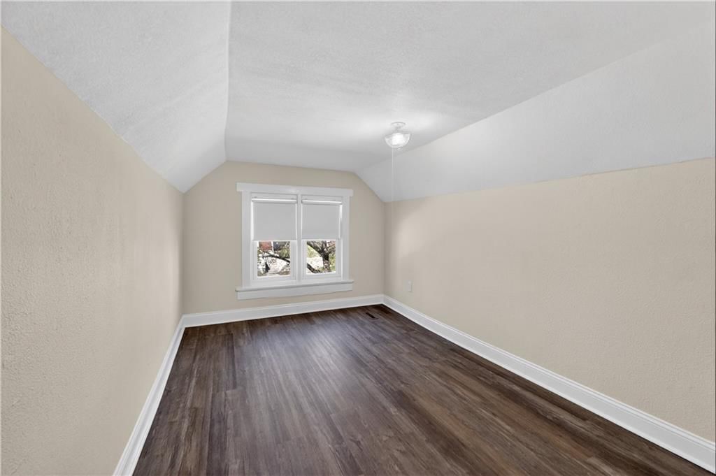 411 N Lawndale Avenue — photo 29