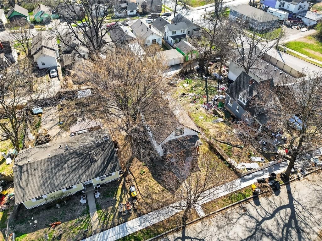 411 N Lawndale Avenue — photo 49