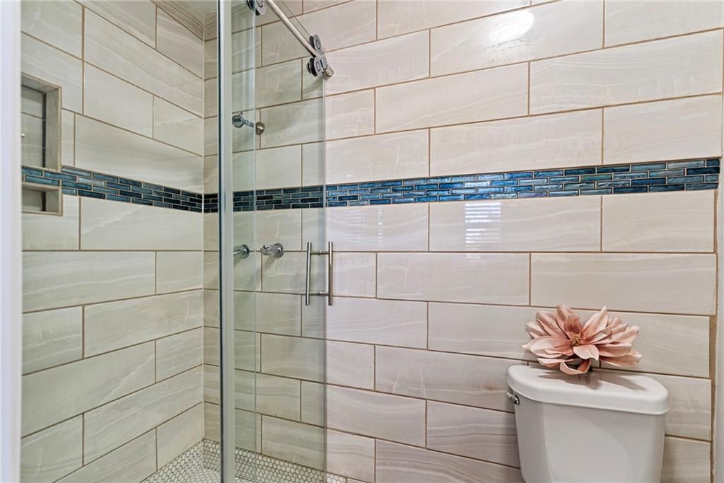 11007 W 90th Terrace — photo 16