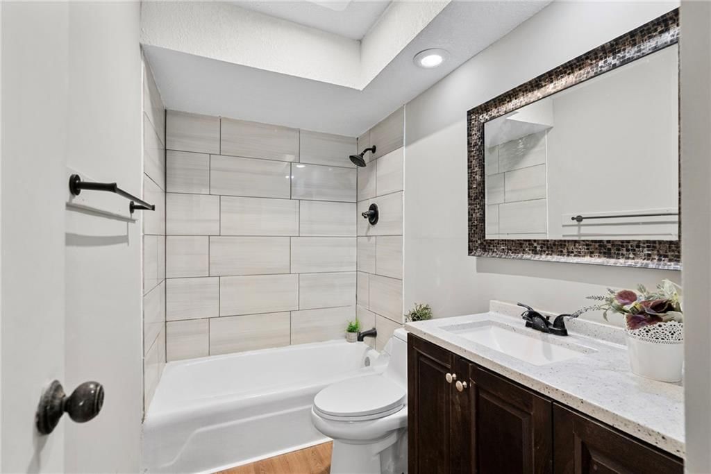 11007 W 90th Terrace — photo 18