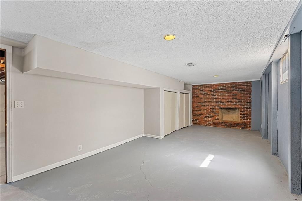 11007 W 90th Terrace — photo 21