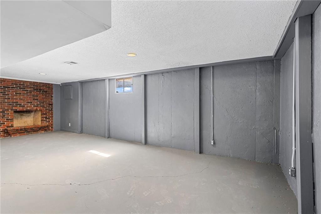 11007 W 90th Terrace — photo 22