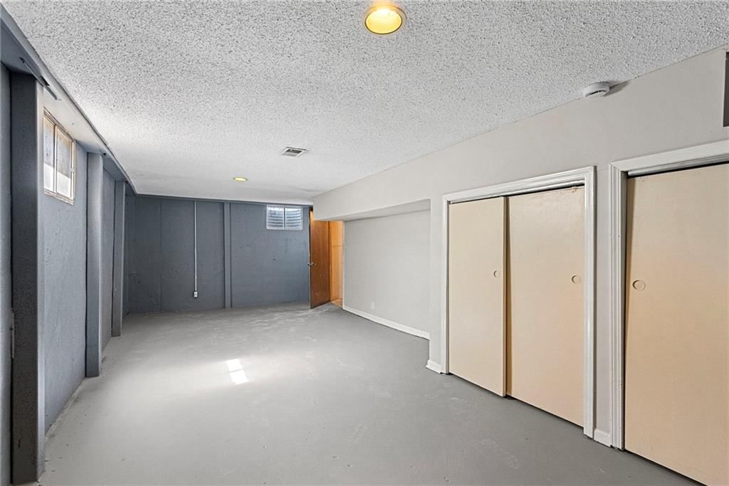11007 W 90th Terrace — photo 23